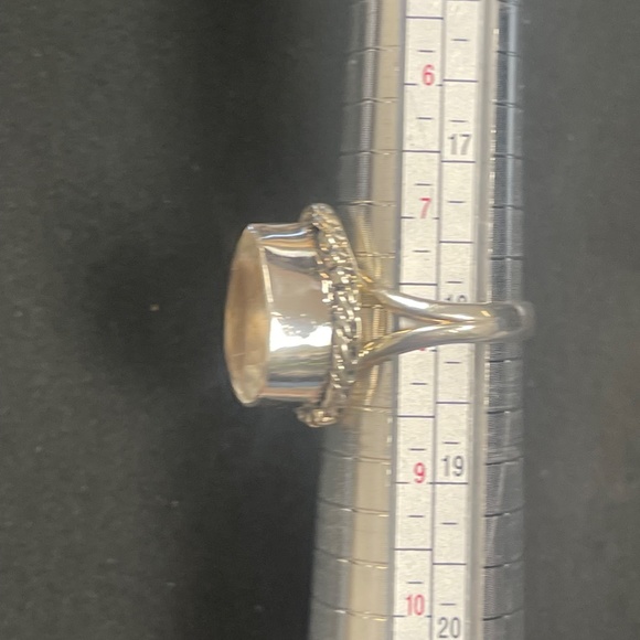 Sterling Silver Clear Quartz Ring - Picture 7 of 7